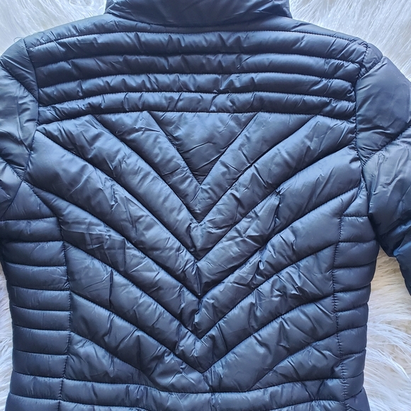 puffer jacket ✨️NEW - Picture 8 of 9